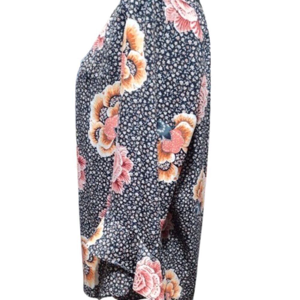 Loft Outlet Flowing Sleeves Floral Polyester Round Neck Blouse Women's Size Med. - Picture 3 of 13